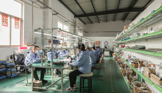 仪器小优视频看污片app下载维修技术团队